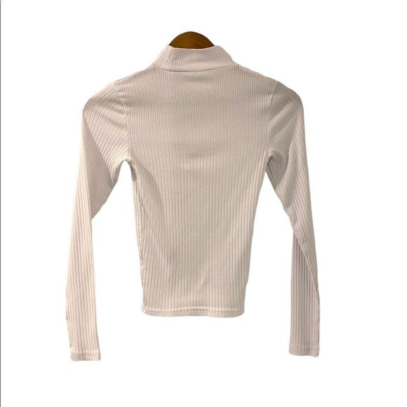 (Sold) Cotton On White Ribbed Turtle Neck Shirt, Womens XS - Picture 6 of 6
